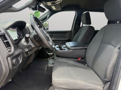 2025 RAM 3500 Tradesman Crew Cab 4x4 8' Box