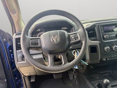 2018 RAM 3500 Tradesman Crew Cab 4x4 8' Box