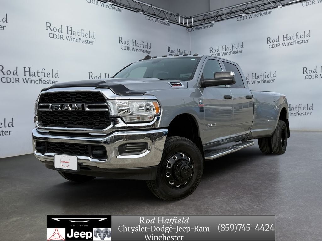 2021 RAM 3500 Tradesman Crew Cab 4x4 8' Box