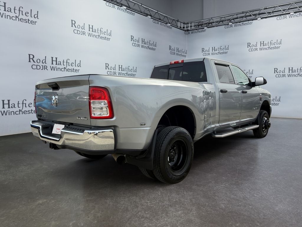 2021 RAM 3500 Tradesman Crew Cab 4x4 8' Box