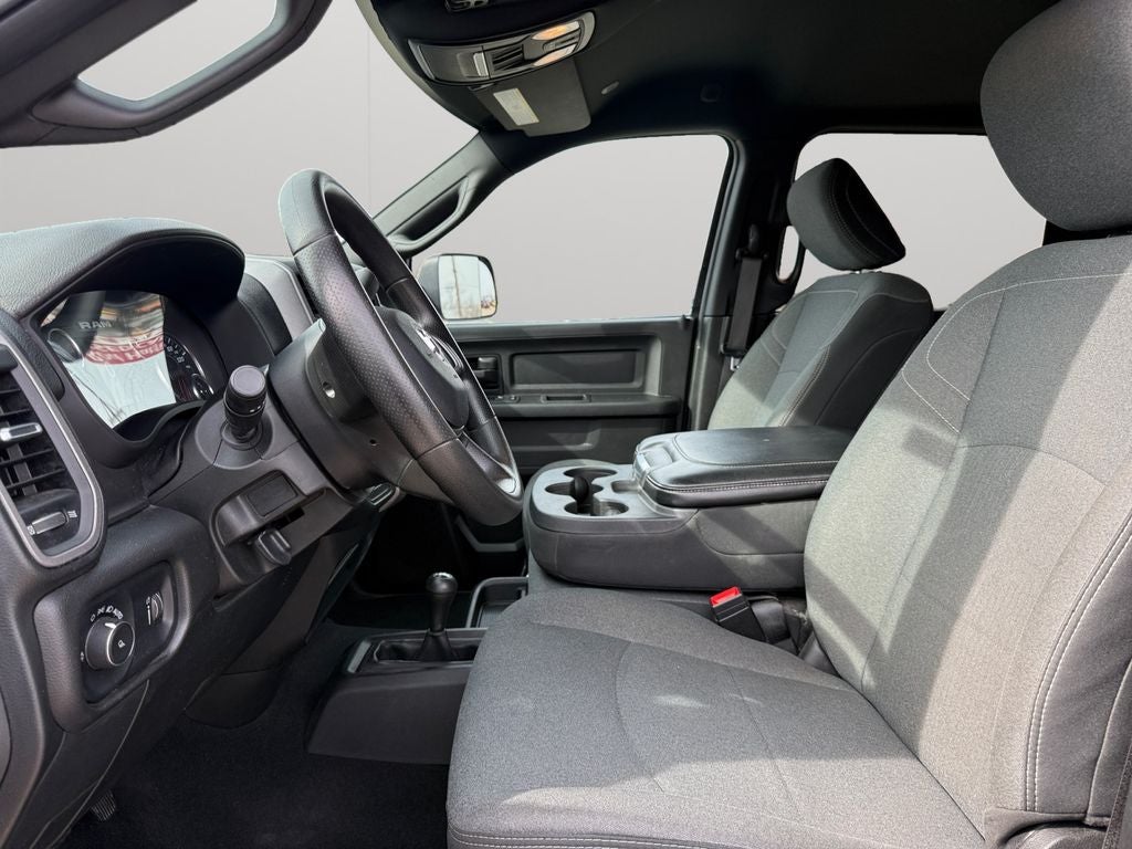 2021 RAM 3500 Tradesman Crew Cab 4x4 8' Box