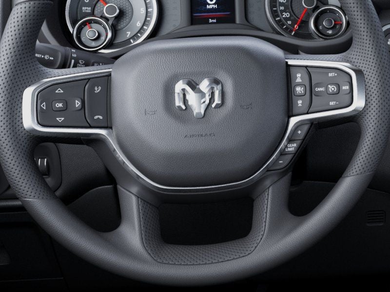 2027 RAM Ram 1500 RAM 1500 EXPRESS CREW CAB 4X4 5'7' BOX
