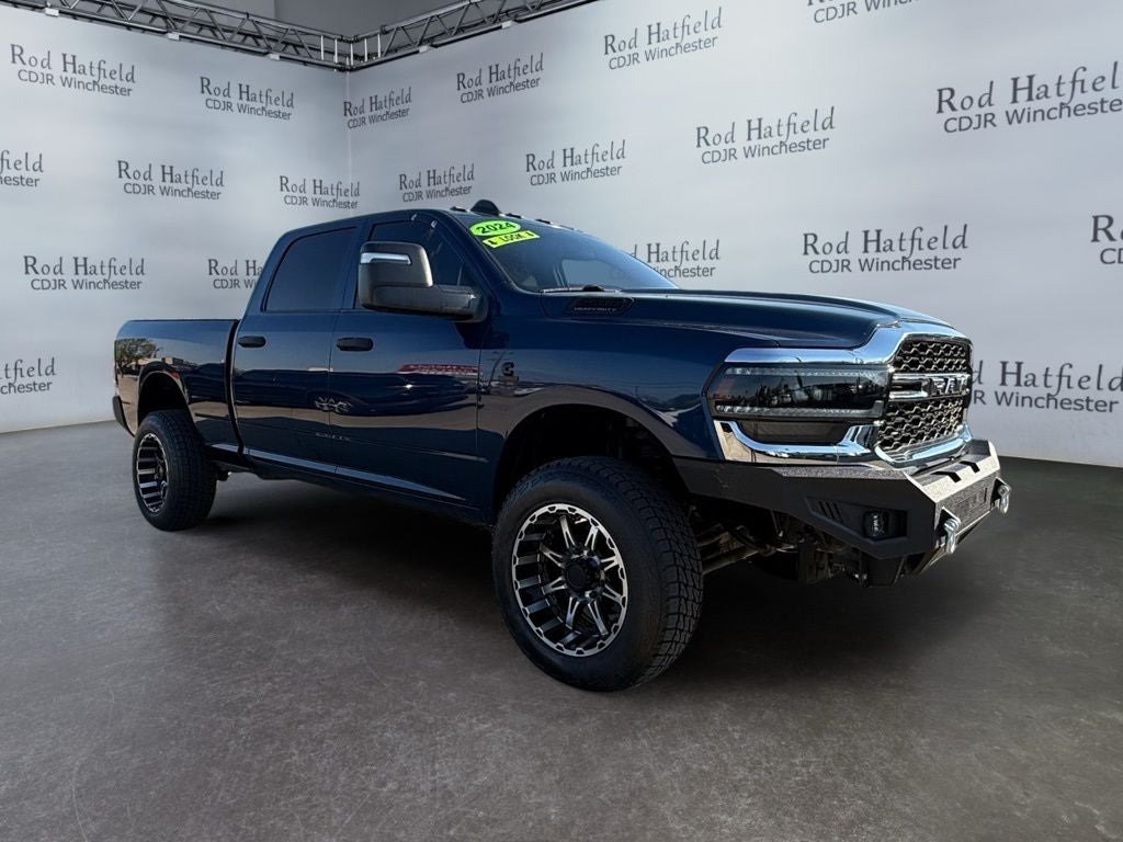2024 RAM 2500 Tradesman Crew Cab 4x4 6'4' Box