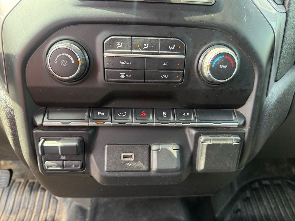 2020 Chevrolet Silverado 1500 4WD Crew Cab Standard Bed WT