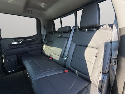 2022 GMC Sierra 1500 4WD Crew Cab Short Box SLT