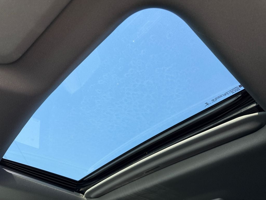 2022 GMC Sierra 1500 4WD Crew Cab Short Box SLT