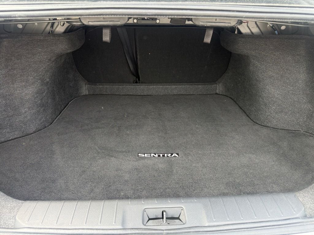 2022 Nissan Sentra SR Xtronic CVT
