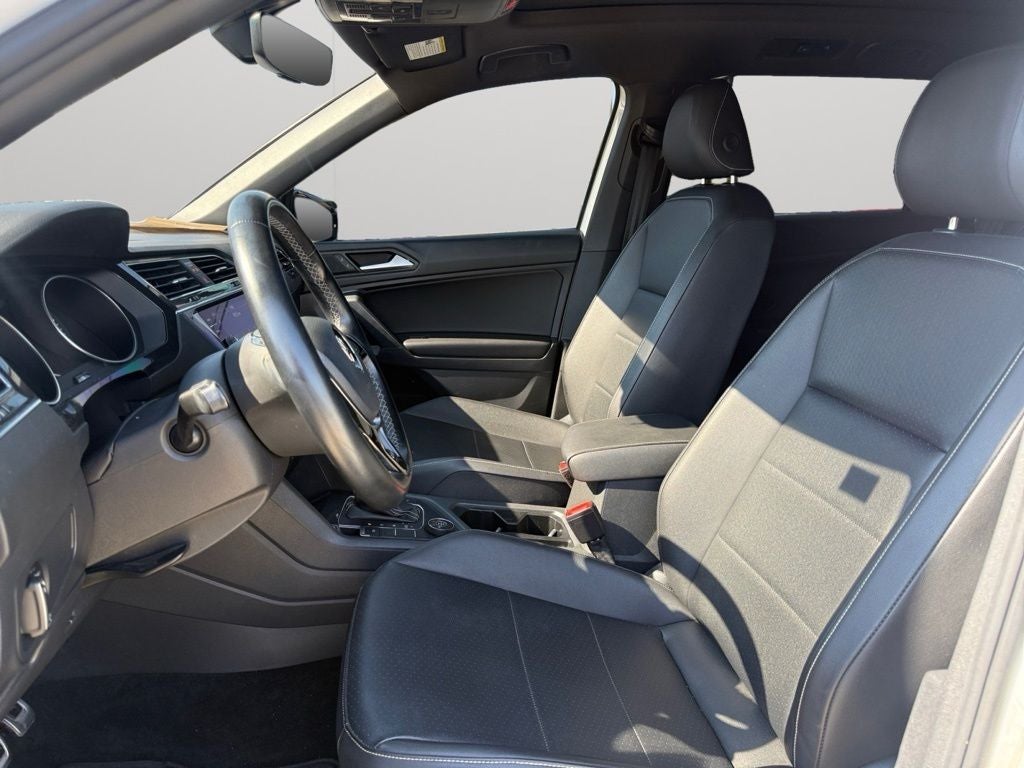 2021 Volkswagen Tiguan 2.0T SE R-Line Black