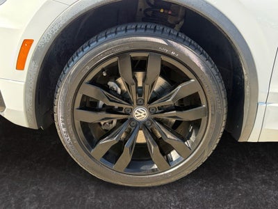 2021 Volkswagen Tiguan 2.0T SE R-Line Black