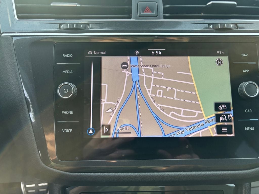 2023 Volkswagen Tiguan 2.0T SEL R-Line