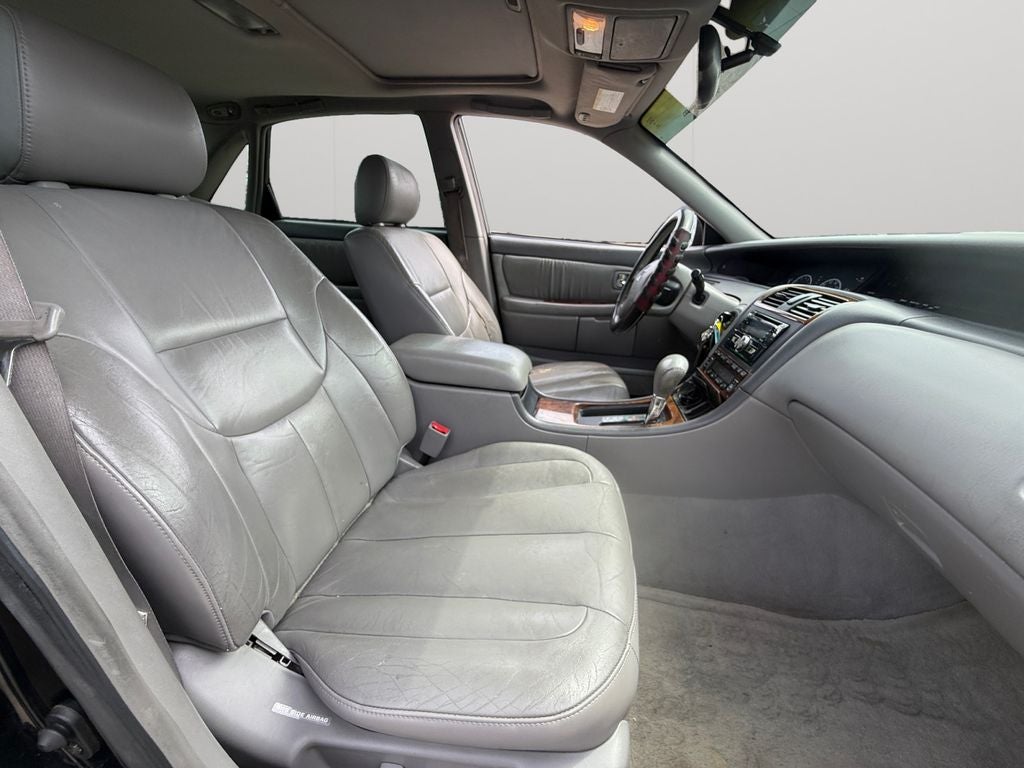 2002 Toyota Avalon XL