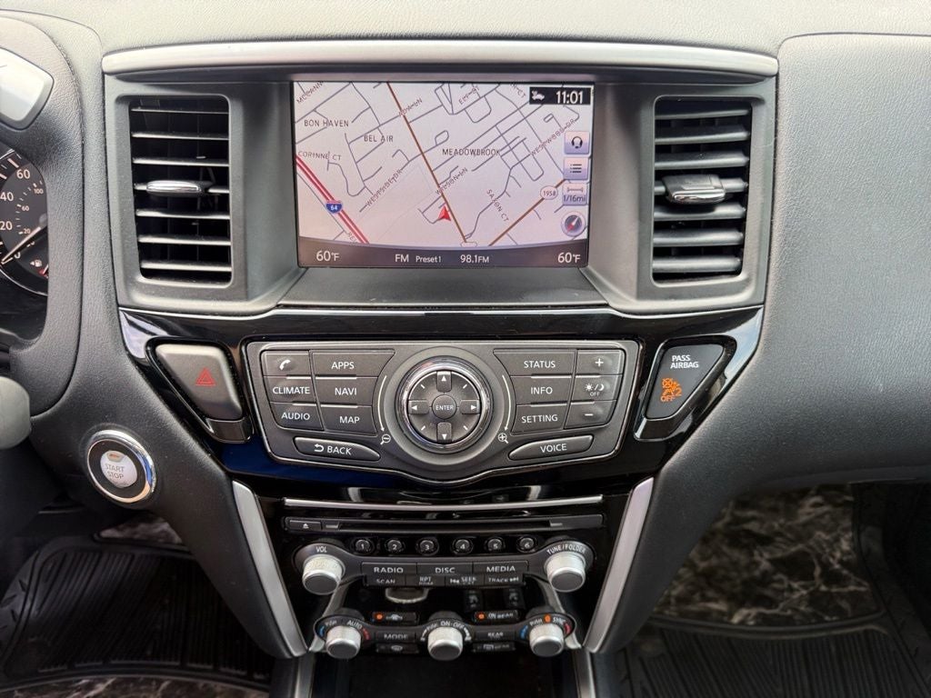 2019 Nissan Pathfinder SV