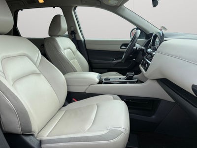 2024 Nissan Pathfinder SL 4WD