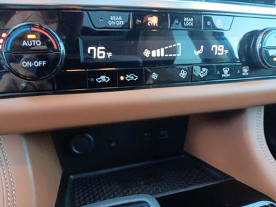 2023 Nissan Pathfinder Platinum 4WD