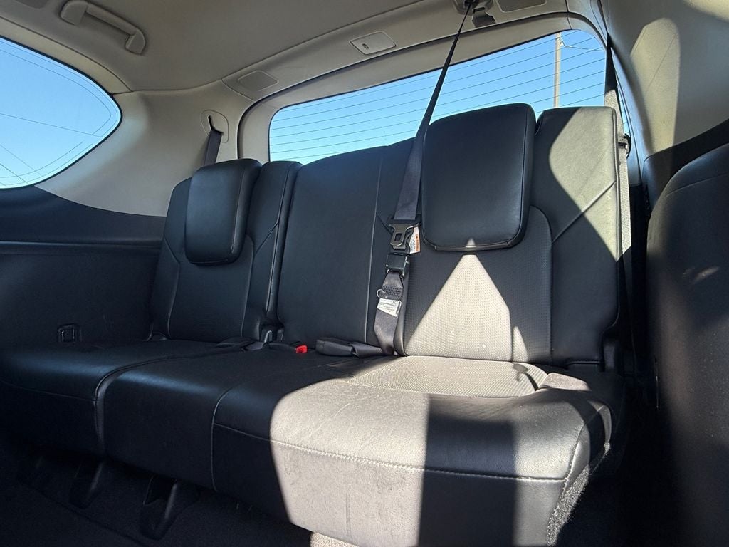2016 INFINITI QX80 Base