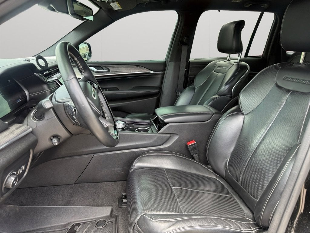 2022 Jeep Grand Cherokee Overland