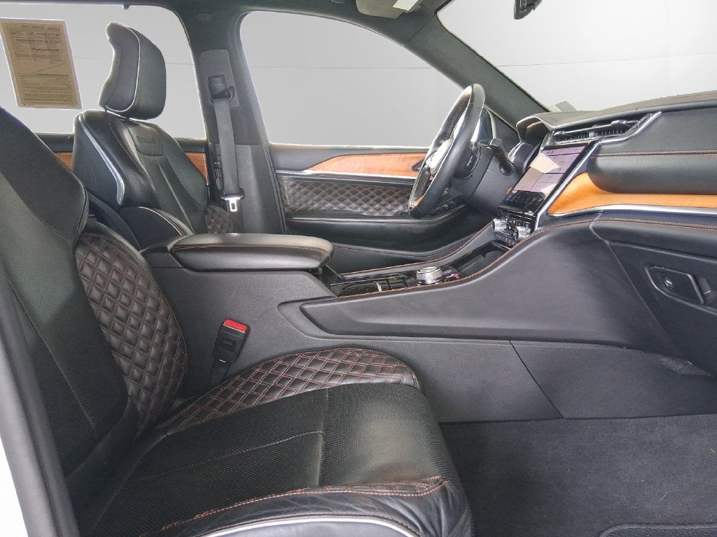 2021 Jeep Grand Cherokee L Summit