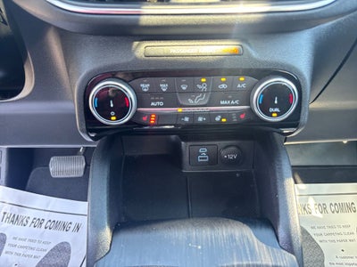 2022 Ford Escape Titanium