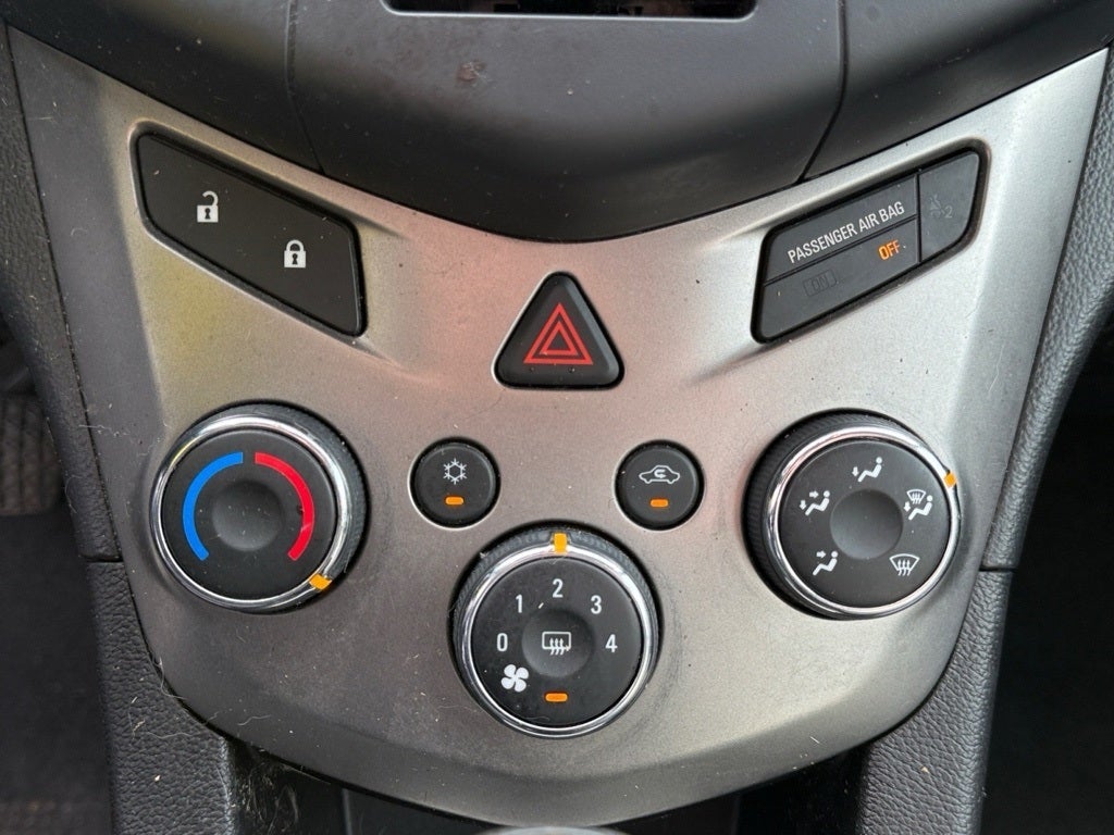 2016 Chevrolet Sonic LS