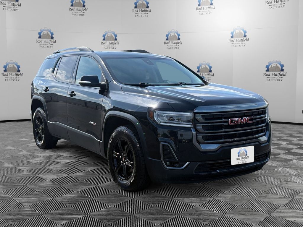 2023 GMC Acadia AT4