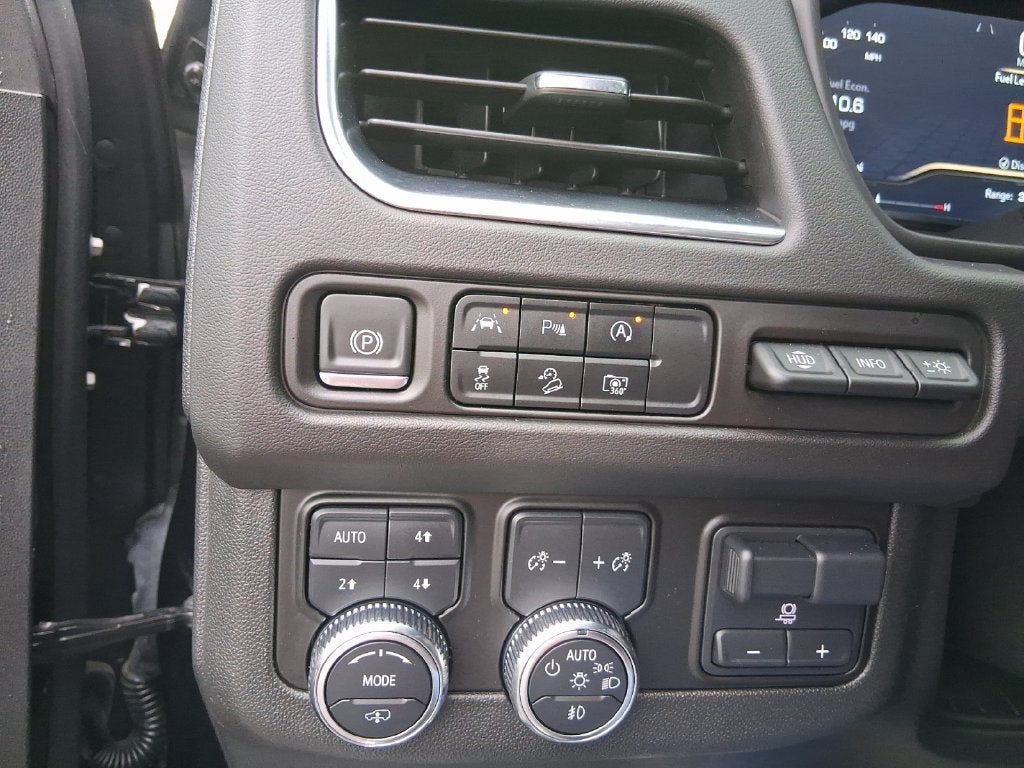 2024 GMC Yukon XL AT4