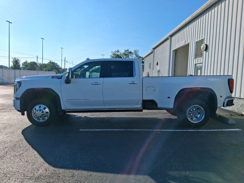 2024 GMC Sierra 3500HD Denali