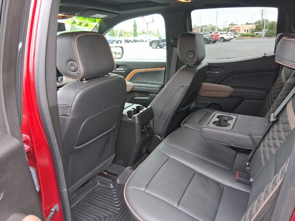 2023 GMC Canyon Denali