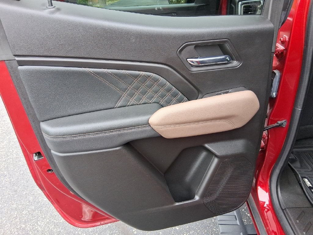 2023 GMC Canyon Denali