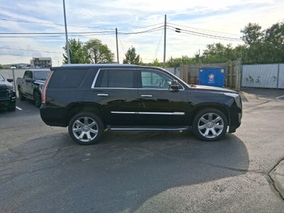 2016 Cadillac Escalade Luxury