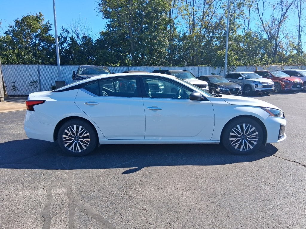 2025 Nissan Altima 2.5 SV