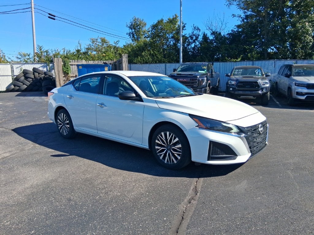 2025 Nissan Altima 2.5 SV