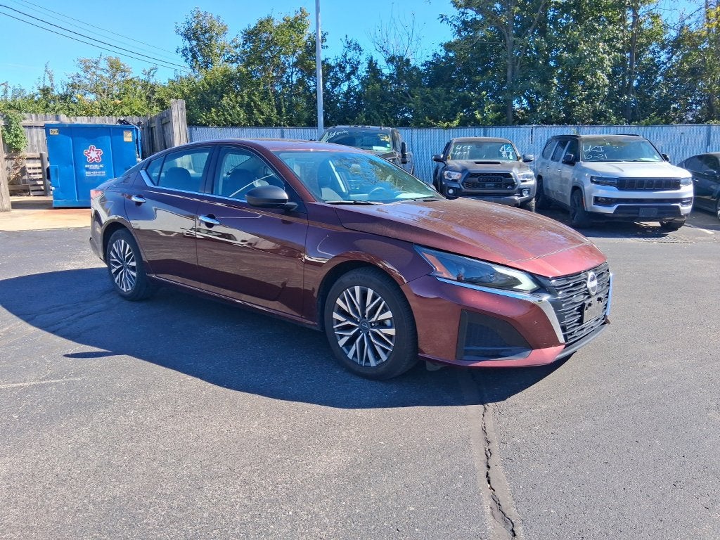 2025 Nissan Altima 2.5 SV