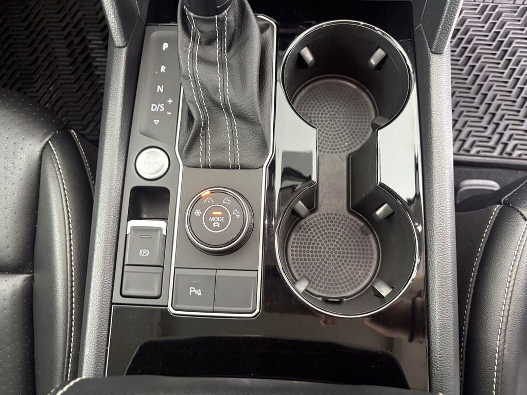 2022 Volkswagen Atlas 2.0T SE w/Technology