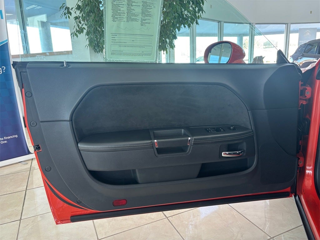 2009 Dodge Challenger SRT8