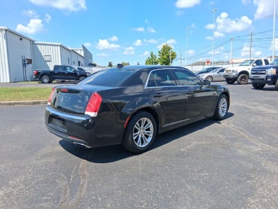 2019 Chrysler 300 Touring