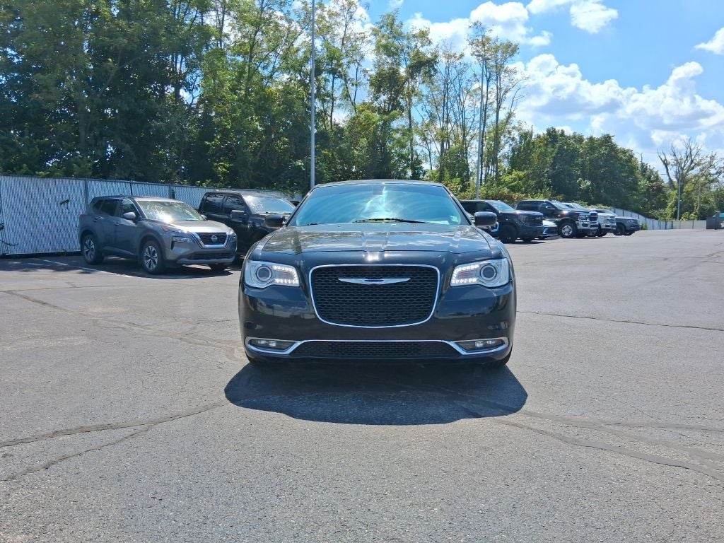 2019 Chrysler 300 Touring