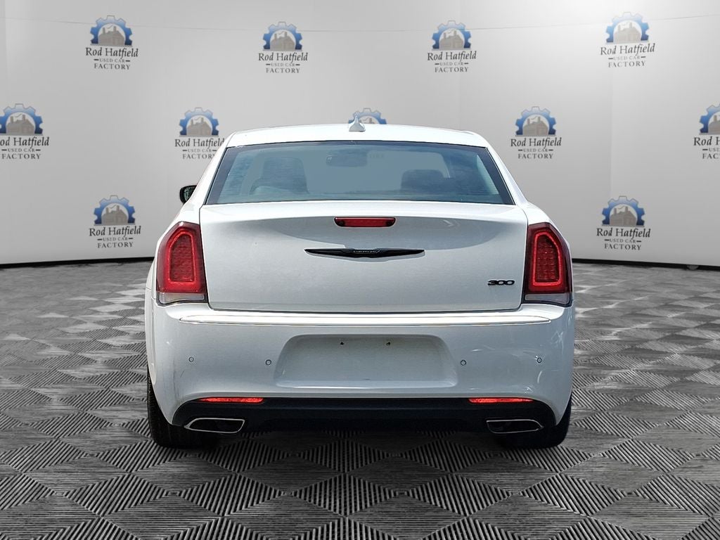 2023 Chrysler 300 Touring