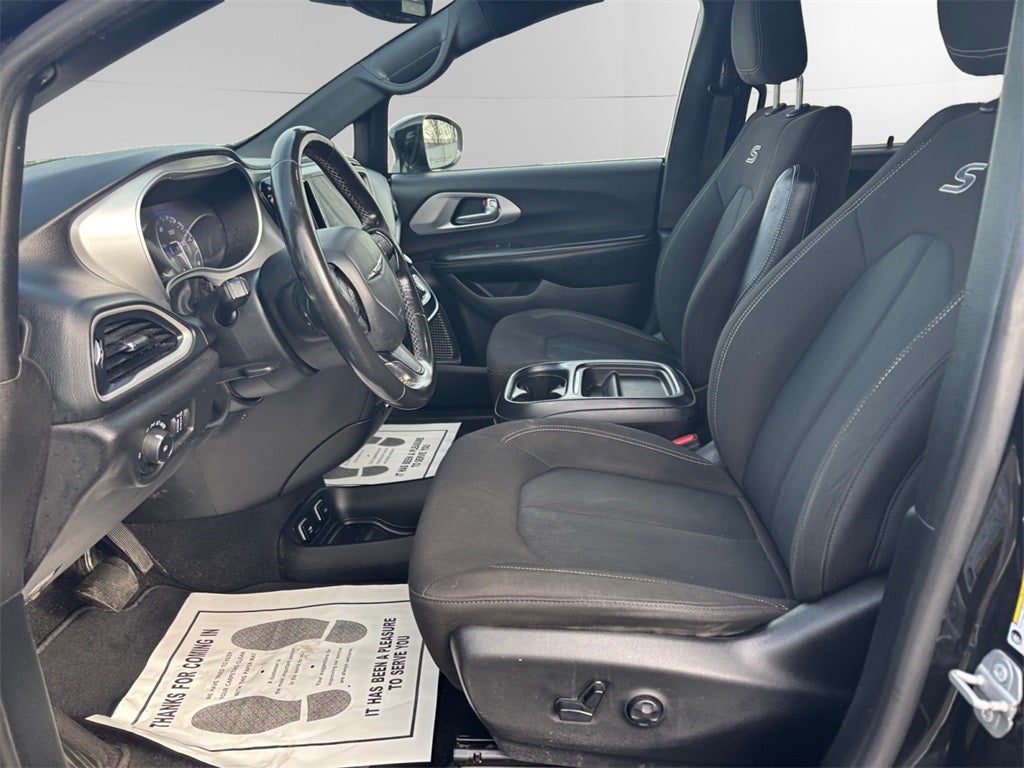 2020 Chrysler Pacifica Touring