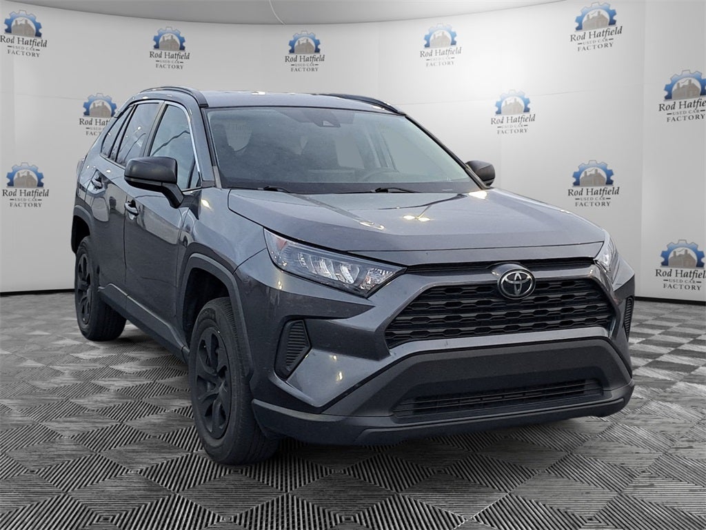 2020 Toyota RAV4 LE