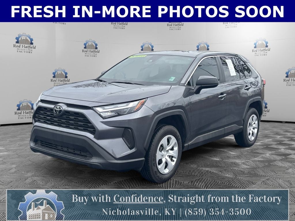 2024 Toyota RAV4 LE