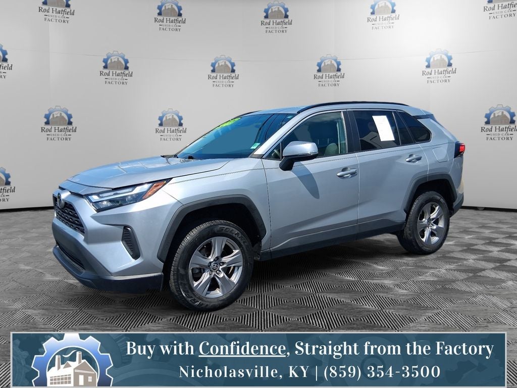 2022 Toyota RAV4 XLE