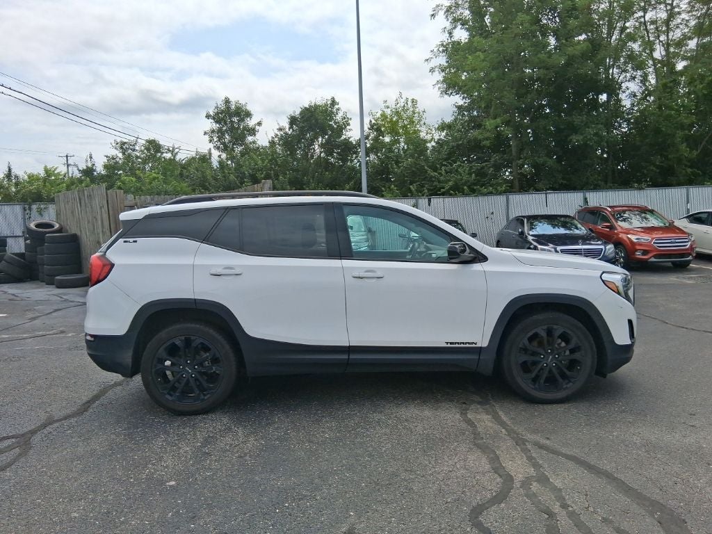 2021 GMC Terrain SLE