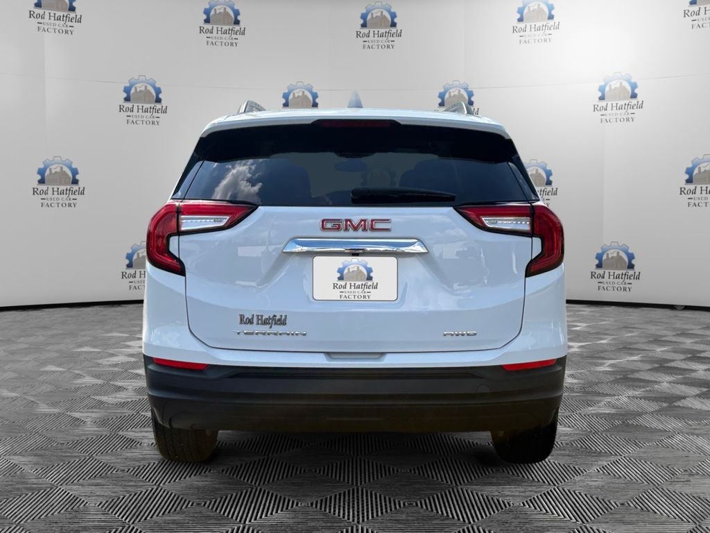 2022 GMC Terrain SLE