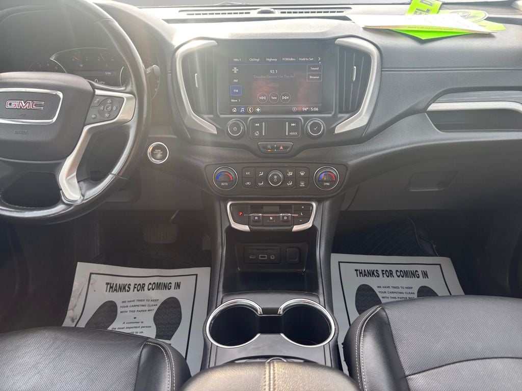 2022 GMC Terrain SLT
