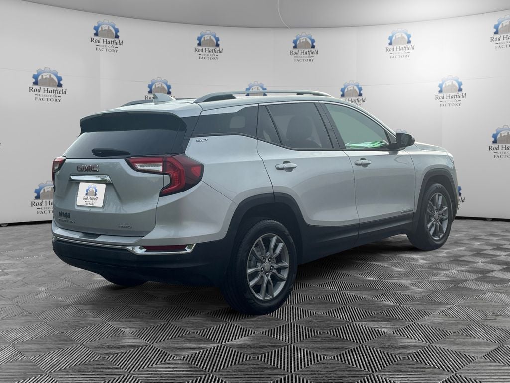2022 GMC Terrain SLT