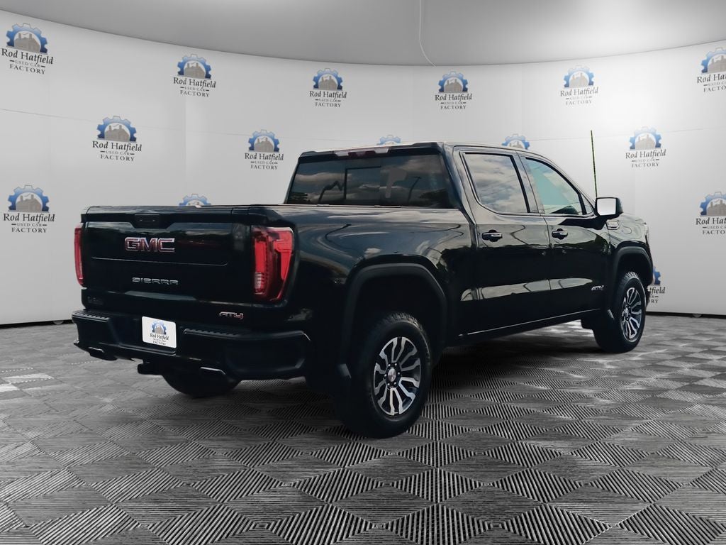2021 GMC Sierra 1500 AT4