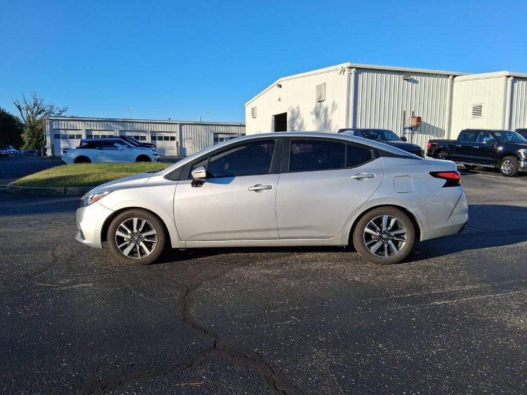 2021 Nissan Versa 1.6 SV