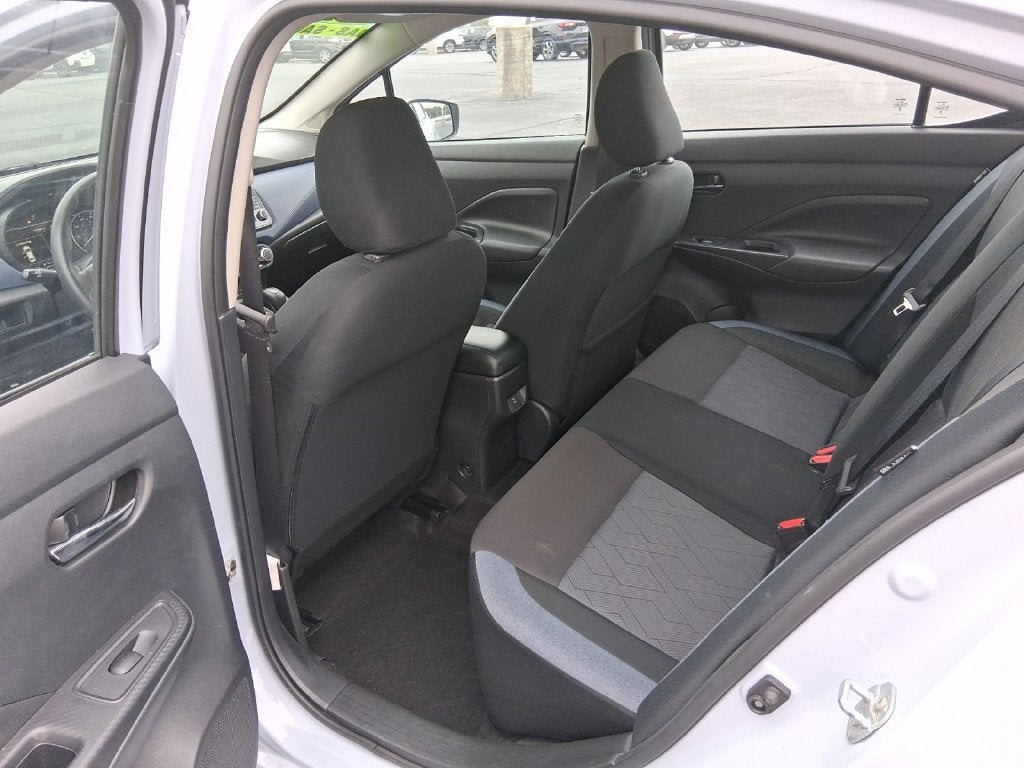 2024 Nissan Versa 1.6 SV