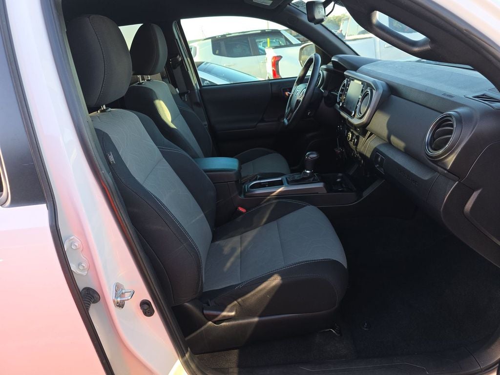 2022 Toyota Tacoma TRD Sport V6