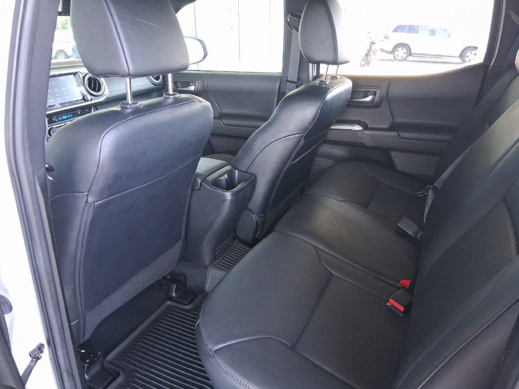 2022 Toyota Tacoma Limited V6